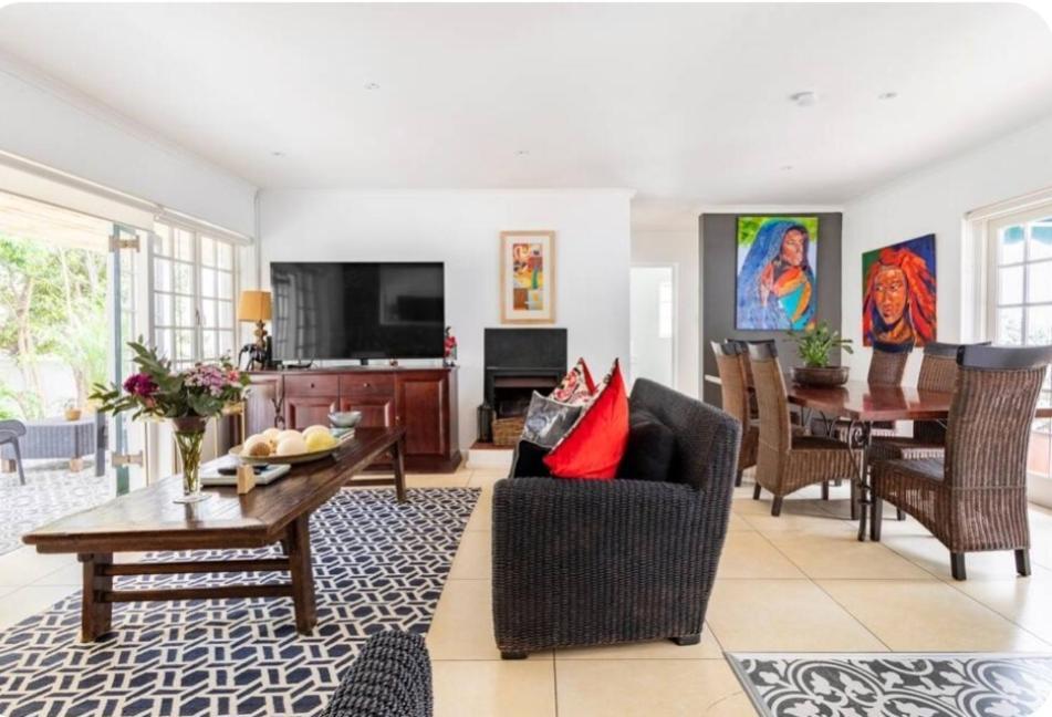 Art House Villa Stellenbosch Bagian luar foto